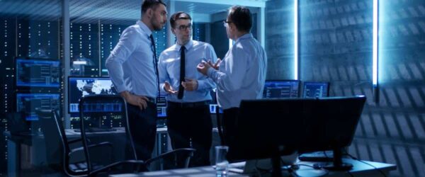 Leveraging Managed IT Services for Business Expansion Managed Service Provider in Warsaw discussing a business growing strategy with a Businessman